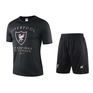 Maglia di Formazione Liverpool Set Completo 2019 2020 Nero Maglia di Formazione Liverpool Set Completo 2019 2020 Nero