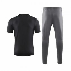 Maglia di Formazione Liverpool Set Completo 2019 2020 Nero Grigio