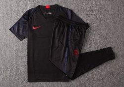 Maglia di Formazione Paris Saint Germain Set Completo 2019 2020 Nero Rosso